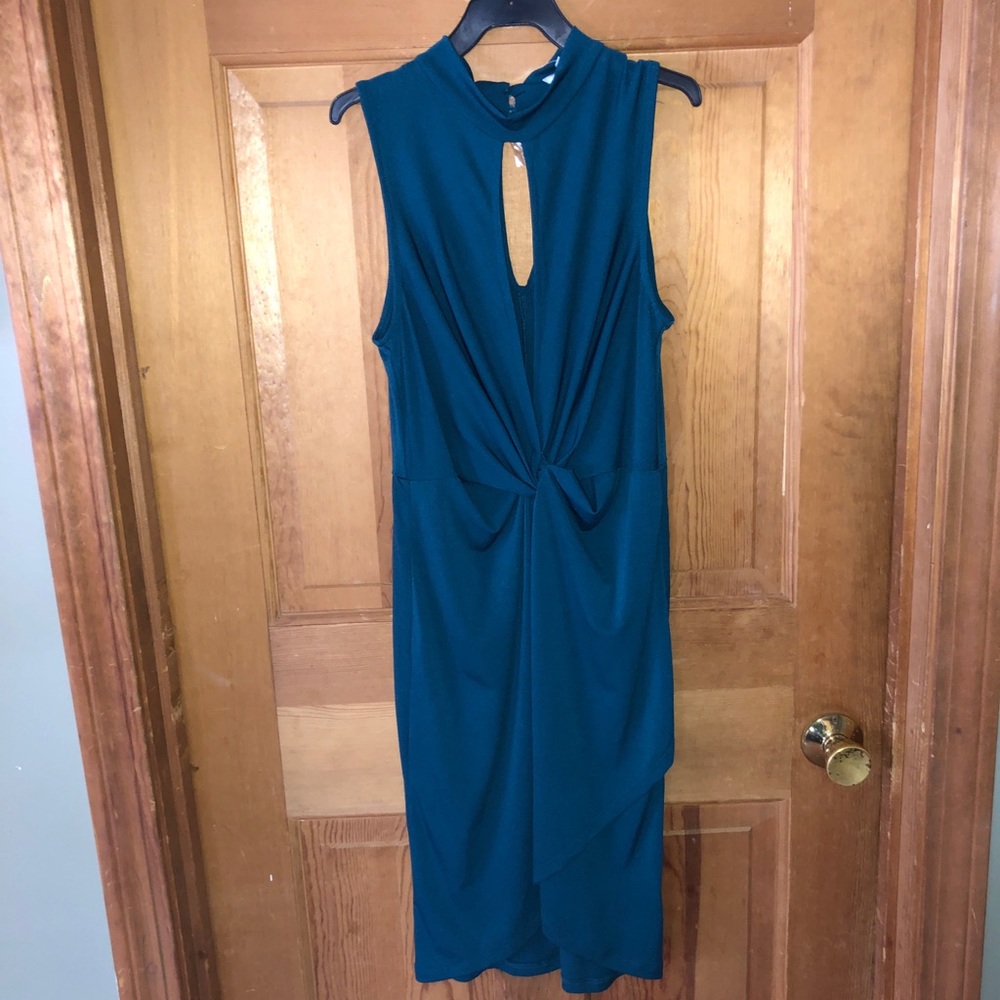 Charlotte Russe || Sleeveless Dress